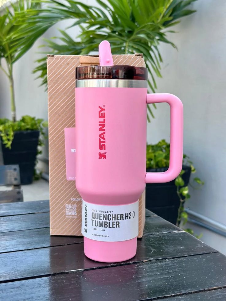 Stanley Flip Straw Tumbler 40oz (1200ml)